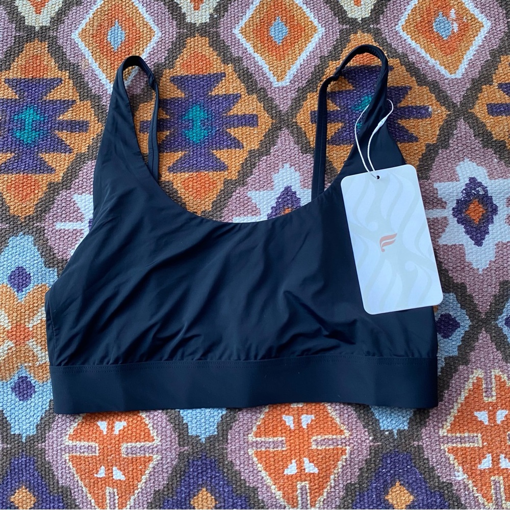 Fabletics Naked Feel Scoop Neck Bralette Black Women’s Size Small / 6 Brand New